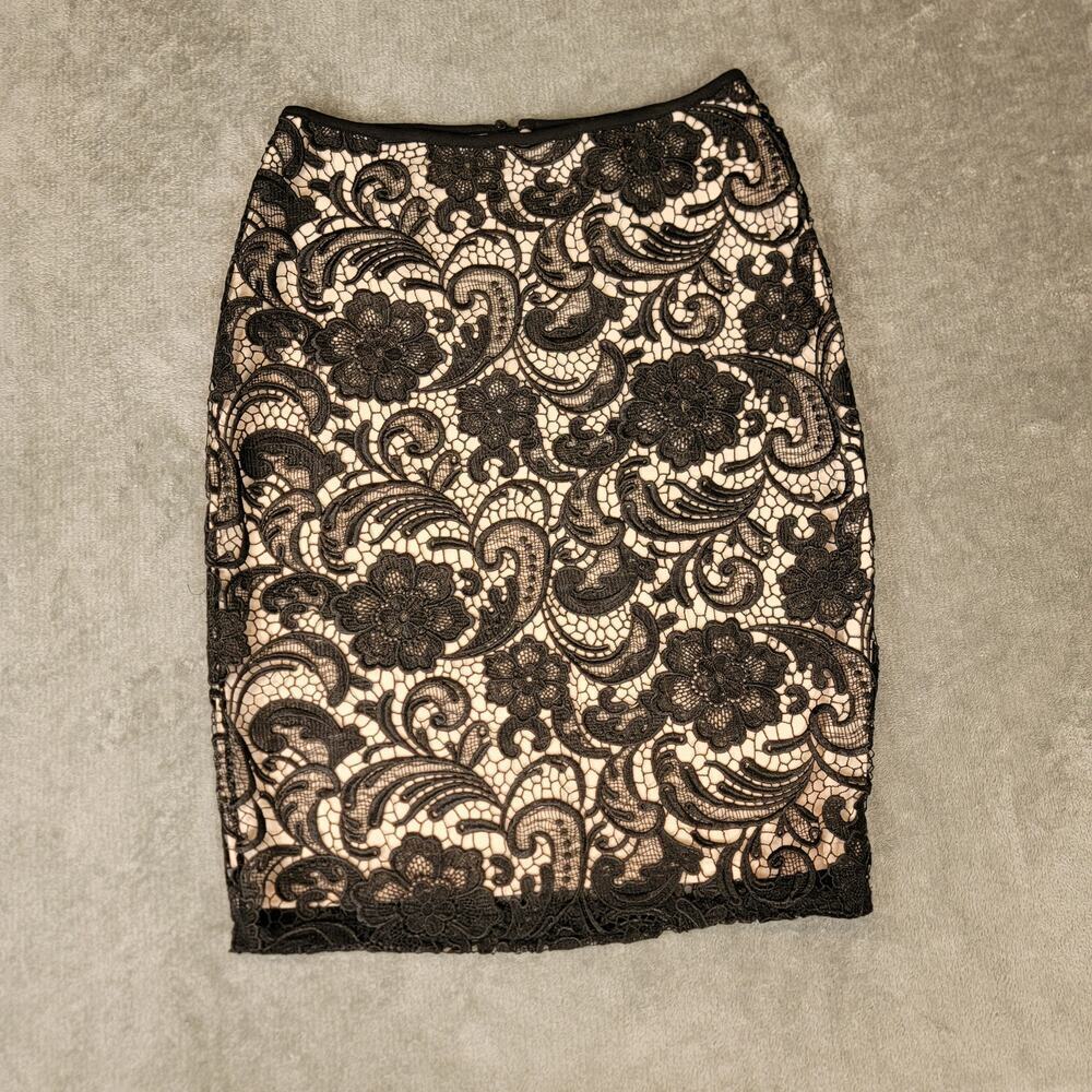 H&M Pencil Skirt Women’s Small Black Lace Nude Lined Elegant Floral